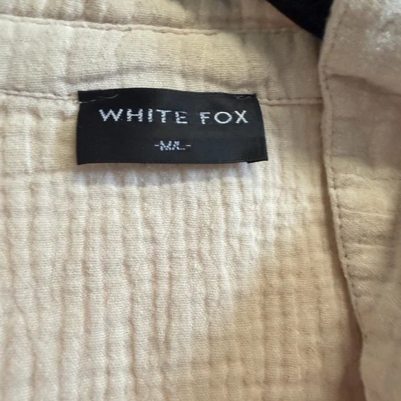 White Fox Beige Gauze Button Down Shirt Oversized Cotton Blouse Size M/L - Picture 3 of 6